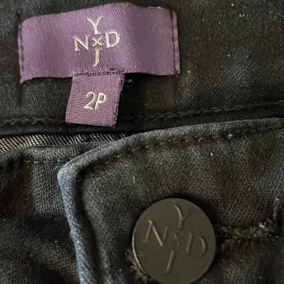NYDJ Jeans size 2P - Picture 4 of 8